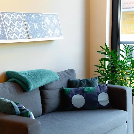 Monochrome Urban Hoodie * Λιουμπλιάνα